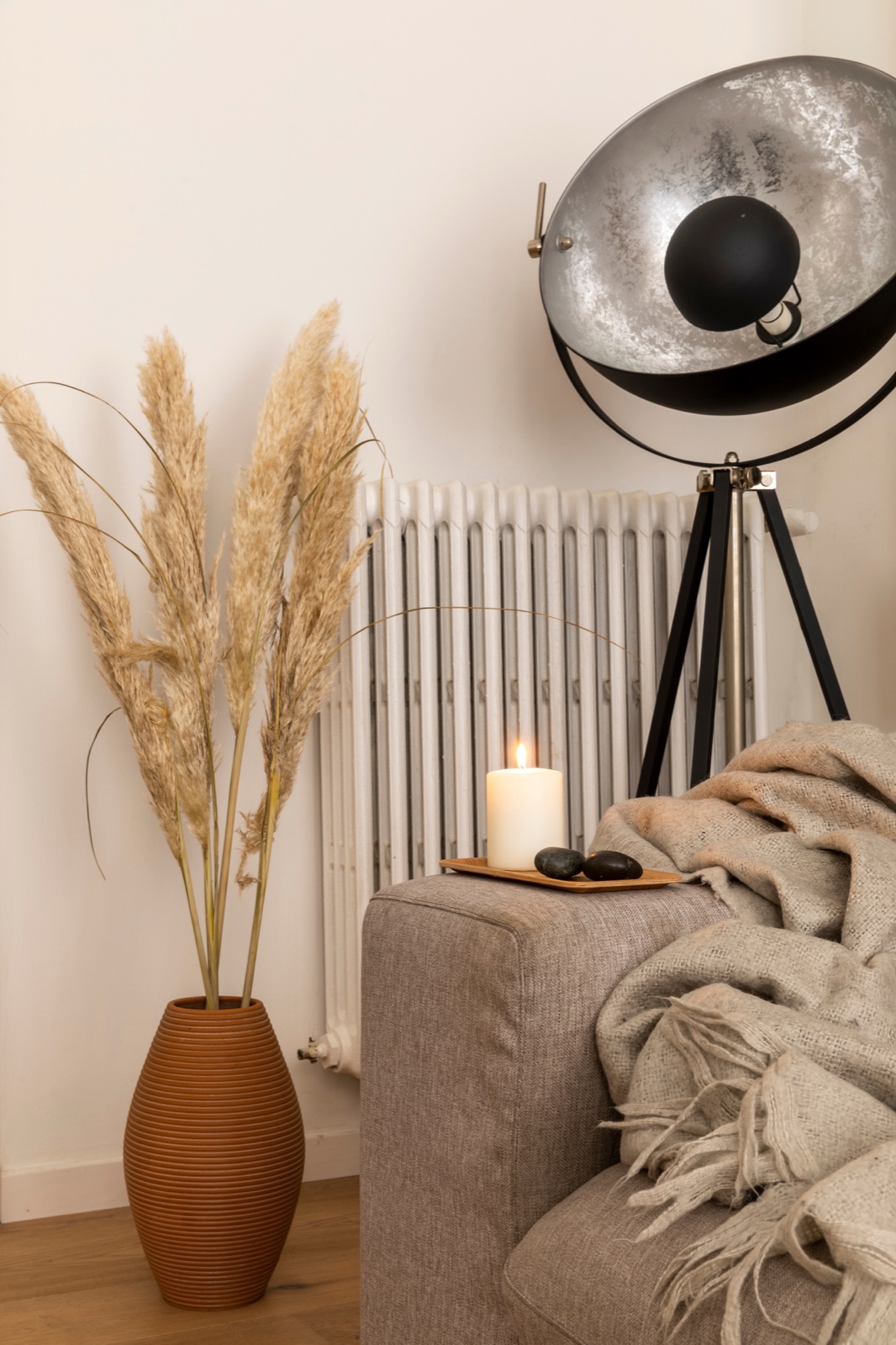 Roligt, lyst interiør